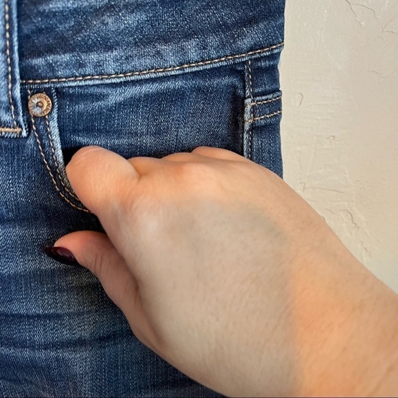 AEO MIDI Dark Wash Raw Hem Denim Shorts - Picture 3 of 9